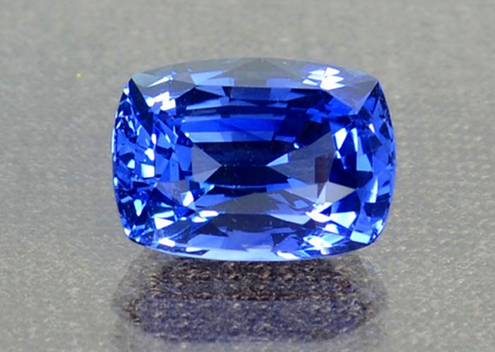 Jewel Guide - Sapphire - Reveti - Fine Jewelry